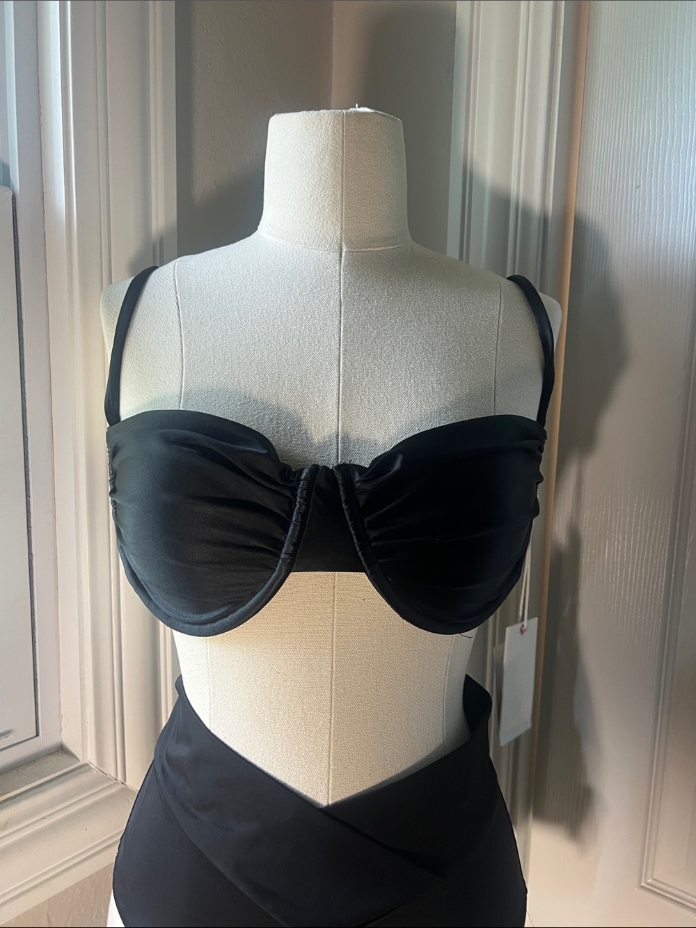 Good American Black Underwire Bandeau Bikini Top